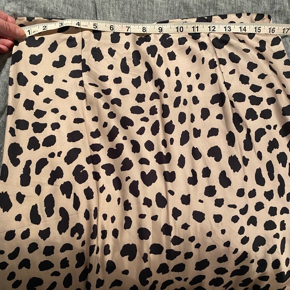 Leopard Skirt - Picture 2 of 4